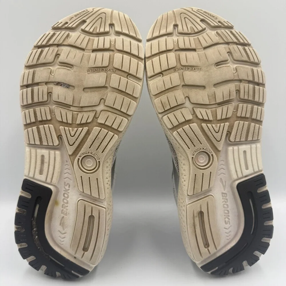 Brooks Ghost 16 White Running Shoes Women's‎ Size 8.5 Gray Sneakers 1204071B006
